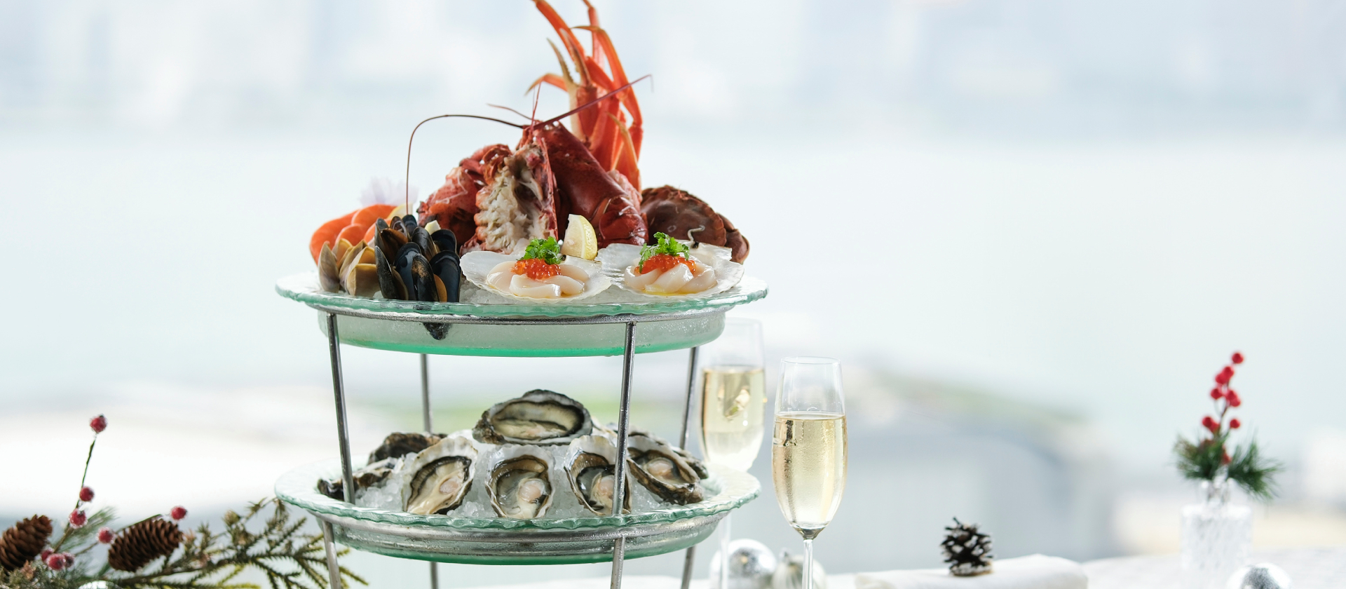 Oyster & Wine Bar - Seafood Sunday Brunch with a View - Exclusive 10% savings for Marriott Bonvoy® Members 