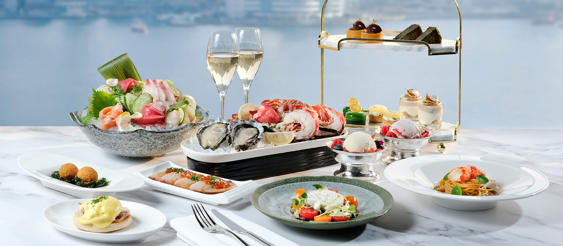 蠔酒吧<br>
周日嚐鮮海鮮早午餐<br>
網上商店預訂可享食品消費9折優惠<br>