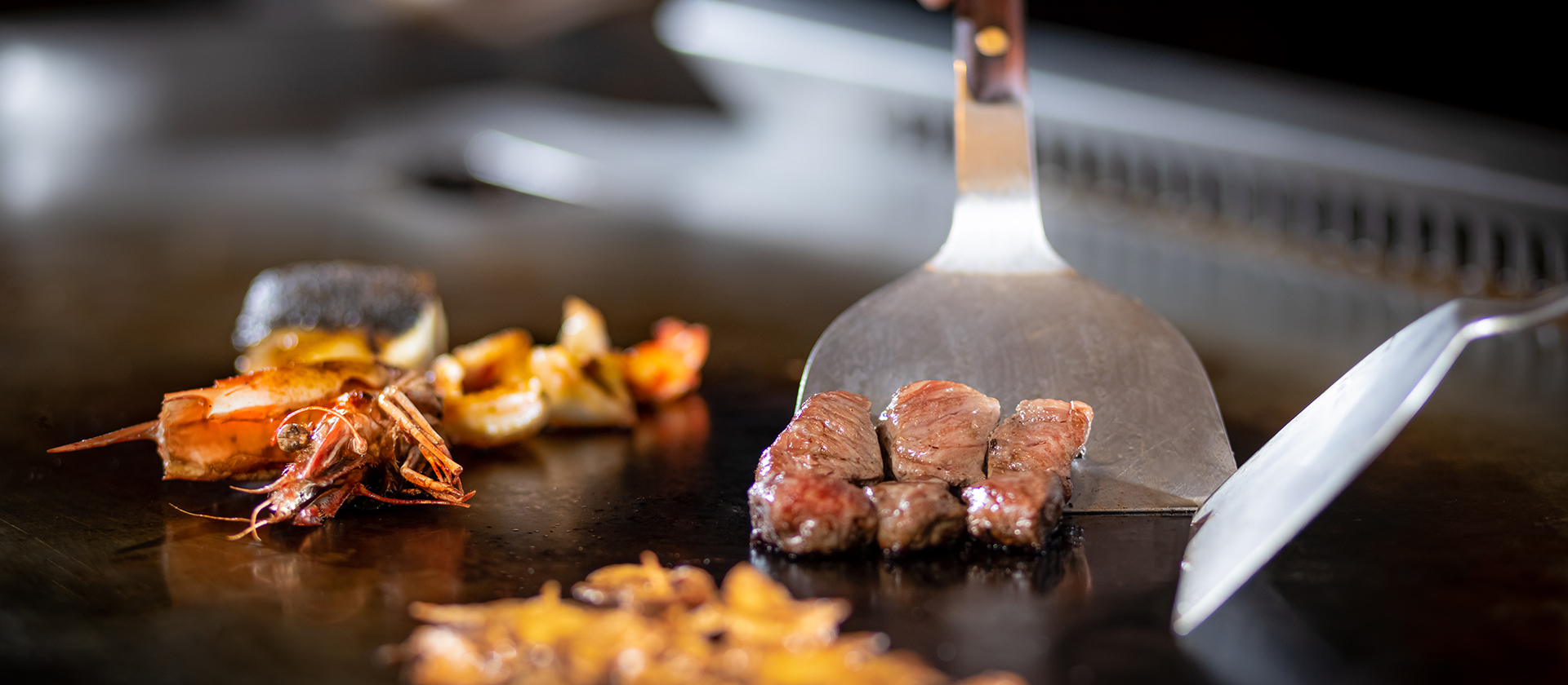 雲海日本料理 - 特選鐵板燒套餐
網店限定85折優惠